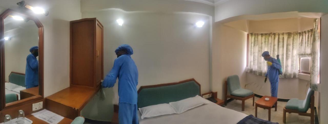 Hotel Grg Vadodara Zewnętrze zdjęcie