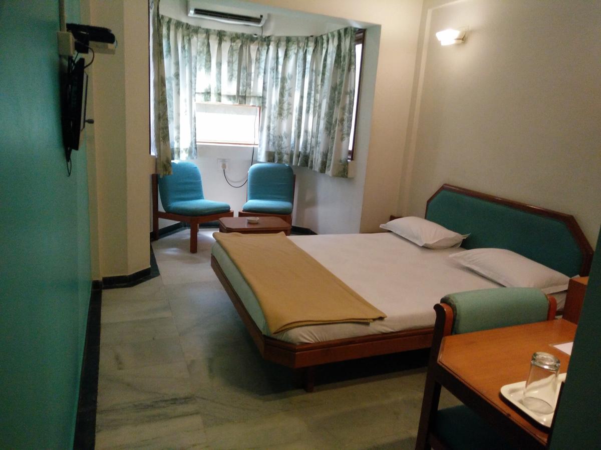 Hotel Grg Vadodara Zewnętrze zdjęcie