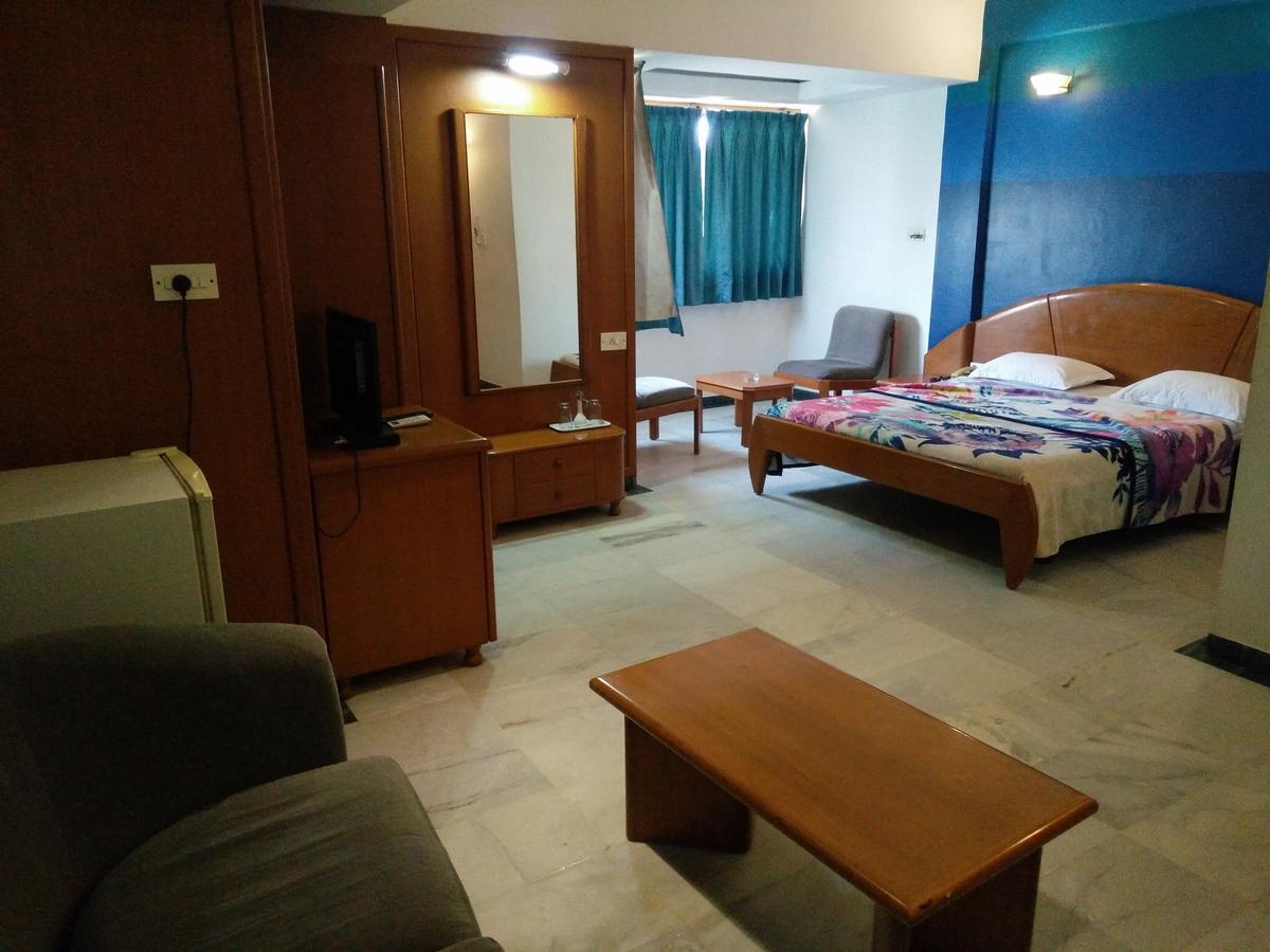 Hotel Grg Vadodara Zewnętrze zdjęcie